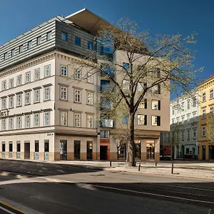 Radisson Blu Triest Hotel, Hotel Wiedeń